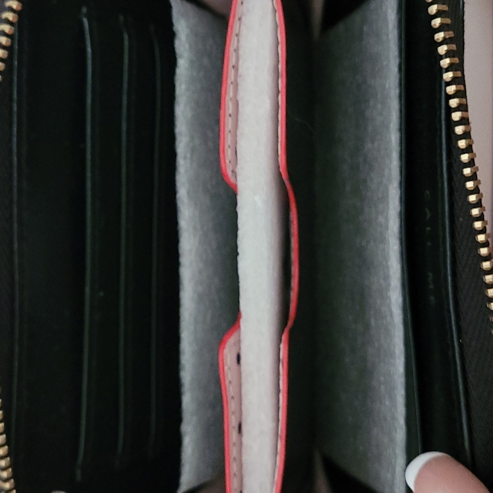 Stella & Dot Chelsea Tech Wallet - Picture 5 of 11